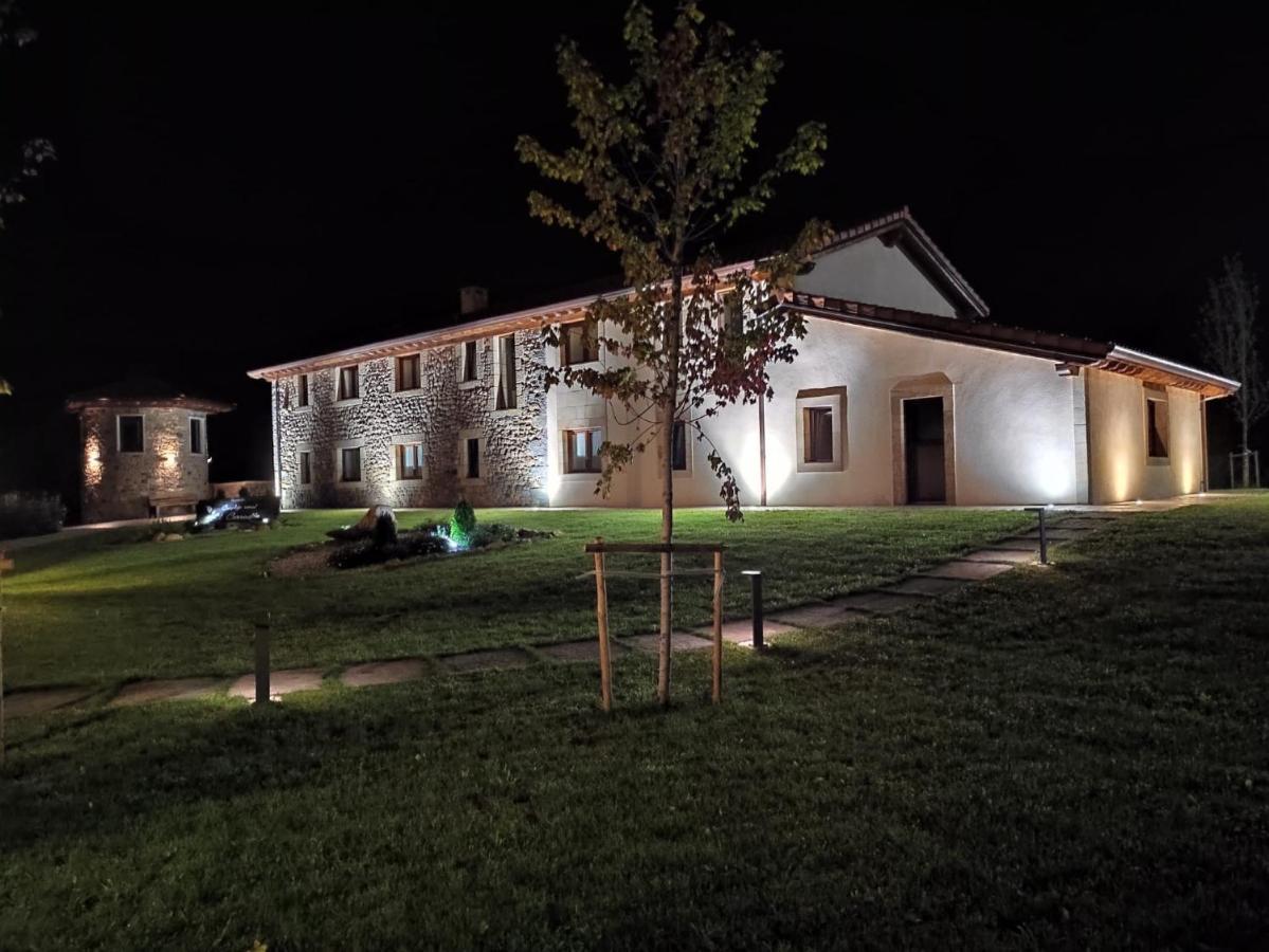 Гостьовий будинок Complejo Rural El Cerradon Alceda Екстер'єр фото